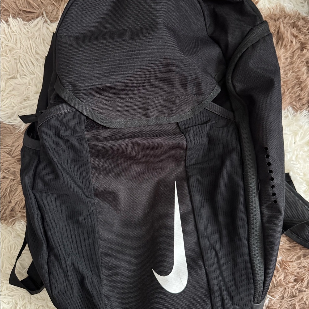 Nike Black Backpack Sleek Design Durable Fabric